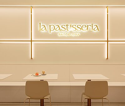 Le dolci creazioni di La Pastisseria Barcelona brillano con HIMACS